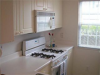 3rd image of 7276 Donovan Dr