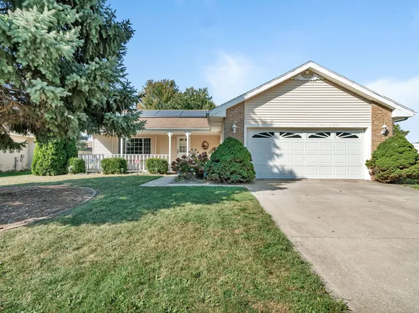 641 N Jackson Ave, Bradley, IL 60915