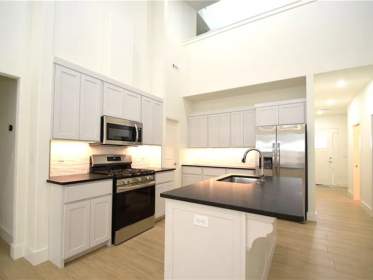 674 Sun Meadows Loop — Photo 10