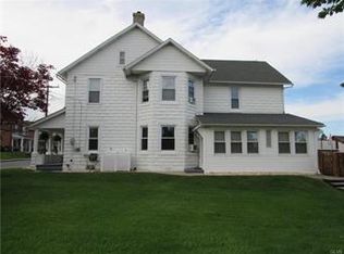 21 S 4th St, Coplay, PA 18037