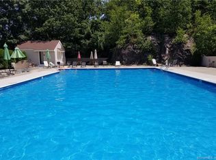34 Natureview Trl, Bethel, CT 06801