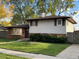 3453 191st St, Lansing, IL 60438