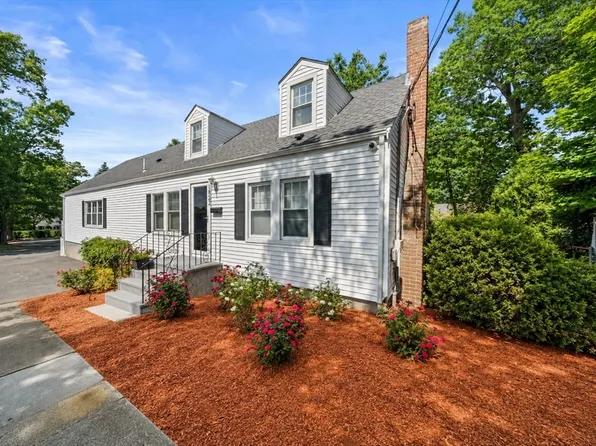 1822 Washington St, Braintree, MA 02184