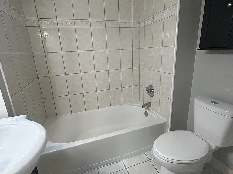 32 Bickel Ct #2 — Photo 4