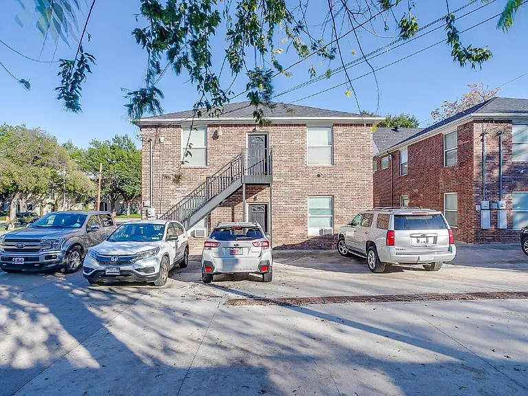 2700 McCart Ave — Photo 26