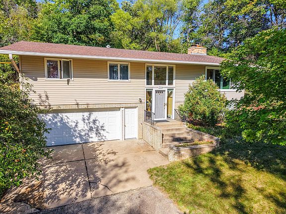 4th image of 359 Riverview Heights Dr NE