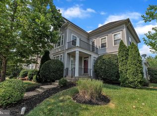 8218 Warfield St, Manassas, VA 20110