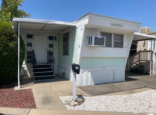 23 Golden Inn Way, Rancho Cordova, CA 95670