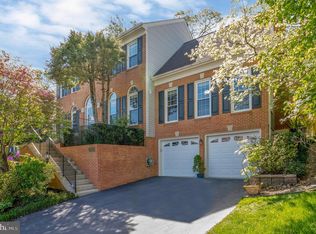 8713 Middleford Dr, Springfield, VA 22153