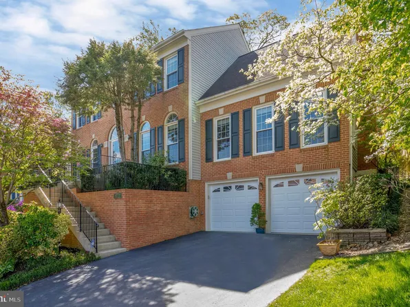 8713 Middleford Dr, Springfield, VA 22153