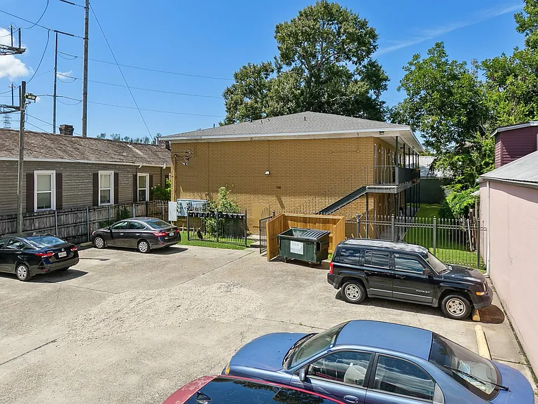 1118 Monroe St #4 — Photo 2