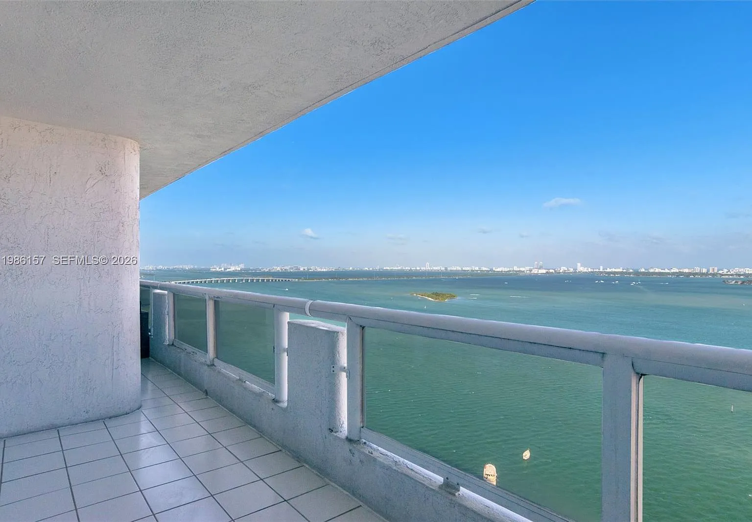 Venetia Condo — Photo 3