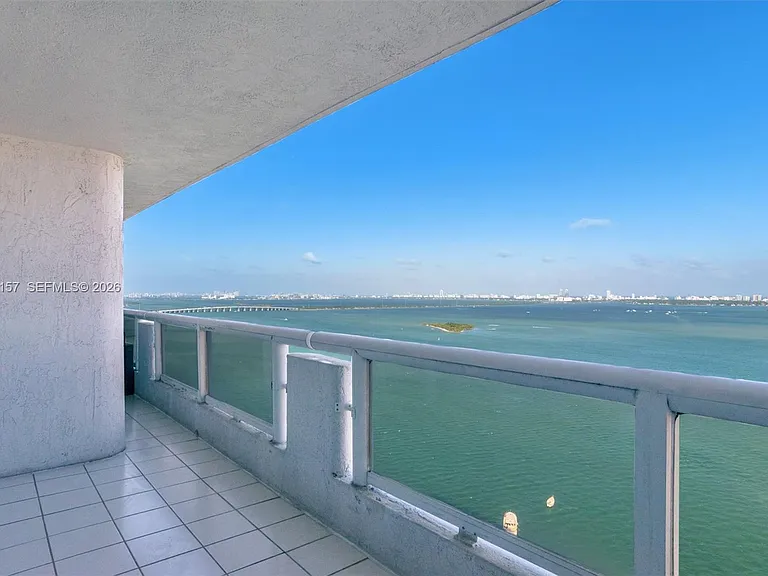 1717 N Bayshore Dr #A-3332 — Photo 3