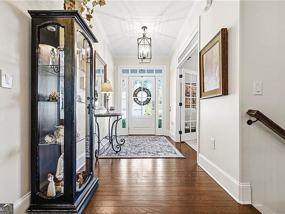 3rd image of 91 Bellwind Ln