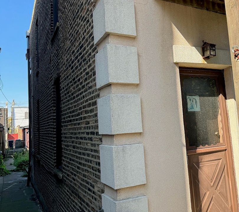 2nd image of 3304 S Parnell Ave