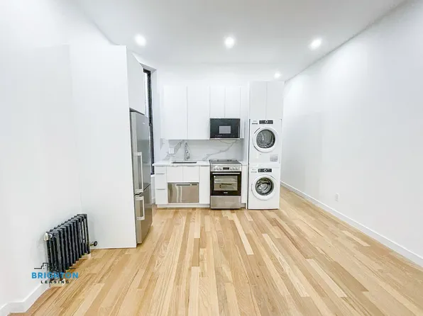 225 East 14th Street image 1 of 9