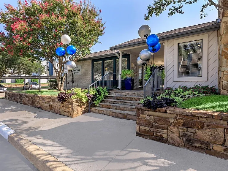 Rise Oak Creek — Photo 88