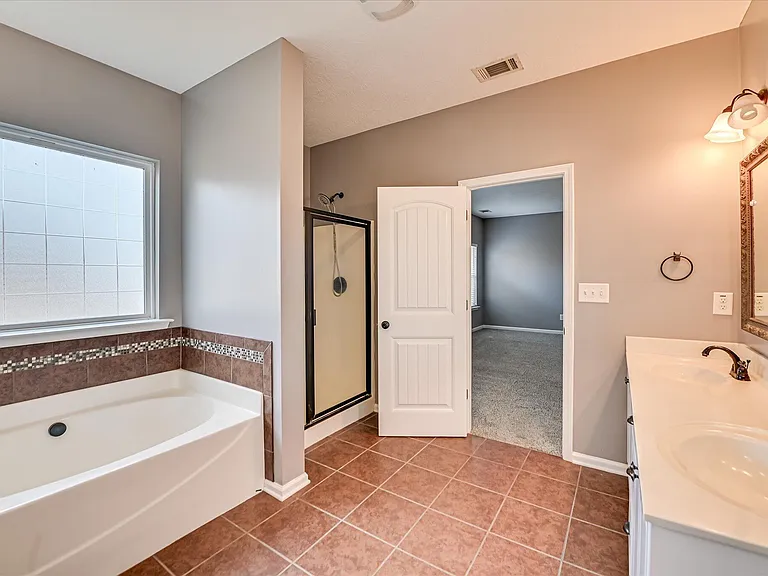 249 Crown Heights Way — Photo 30