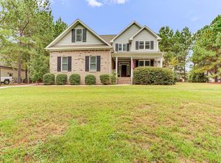 210 Foxcroft Rd, Whispering Pines, NC 28327