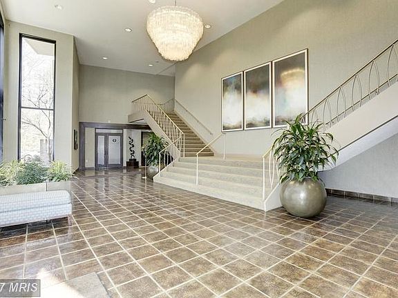 2nd image of 9039 Sligo Creek Pkwy APT 1011