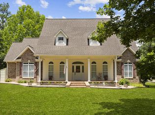 7 Harrington Rd, Hattiesburg, MS 39401