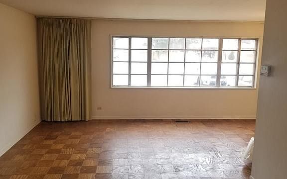 3rd image of 326 N Orchard Dr