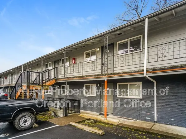 18411 E Burnside St, Portland, OR