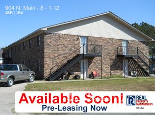 904 N Main St APT 8, Bald Knob, AR 72010