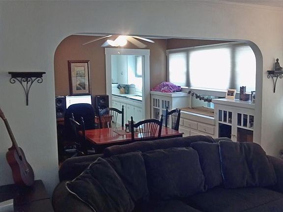 4th image of 2110 N Arthur Ave