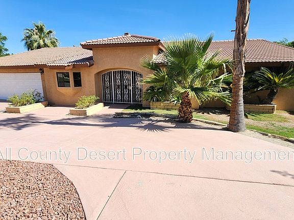 2nd image of 79985 Trinidad Dr