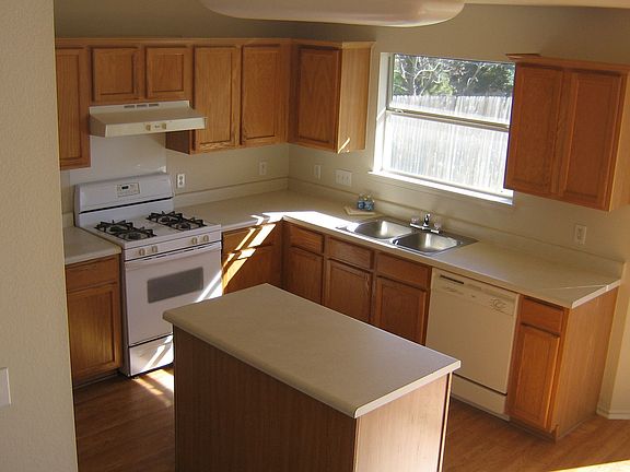Spacious Kitchen