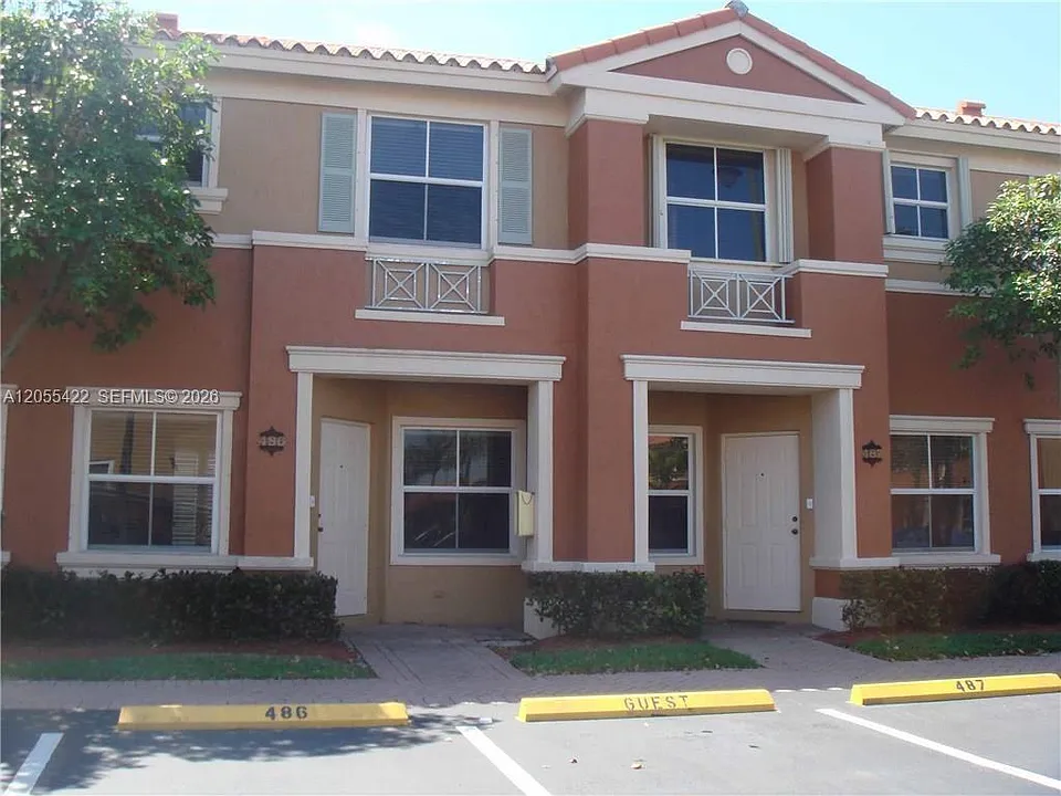 11600 NW 60th Ter #486