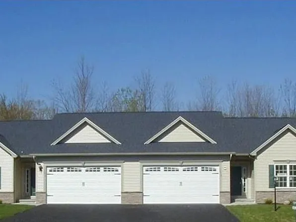 109 Spotts Cir #502, Churchville, NY 14428