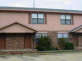 1047 W Eagle St, Fayetteville, AR 72701