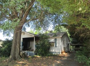 505 Bolick St, Seneca, SC 29672