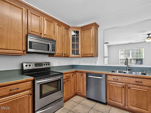 4th image of 4327 Vienna Crest Dr
