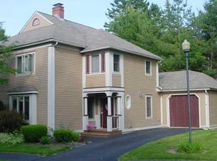 16 Stoneledge Dr #16, Portland, ME 04102