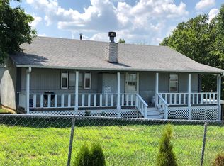 1390 Hill Top Dr, Mansfield, MO 65704