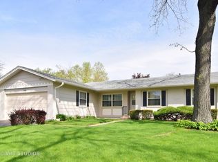 1348 Cumberland Cir W, Elk Grove Village, IL 60007