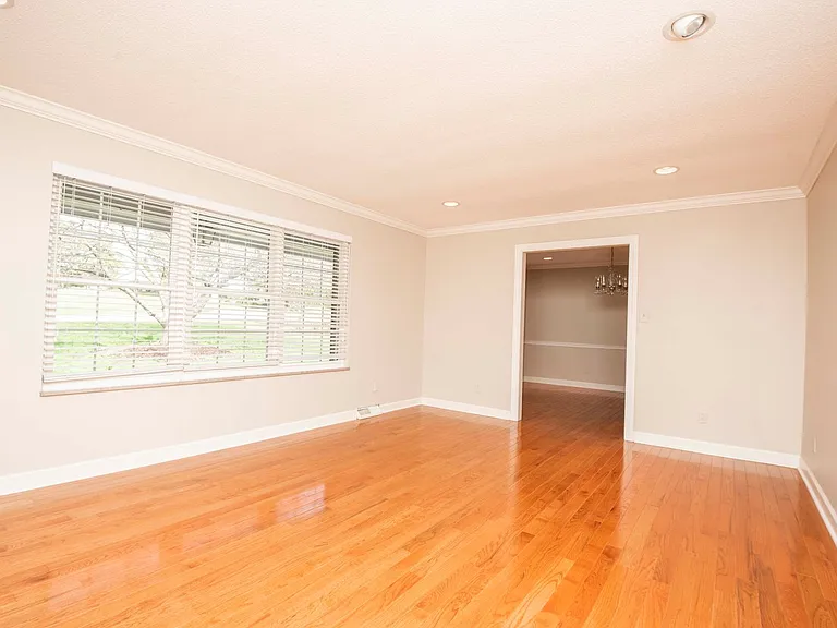 3924 Arline Dr — Photo 9
