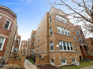1930 W Addison St APT 2S, Chicago, IL 60613