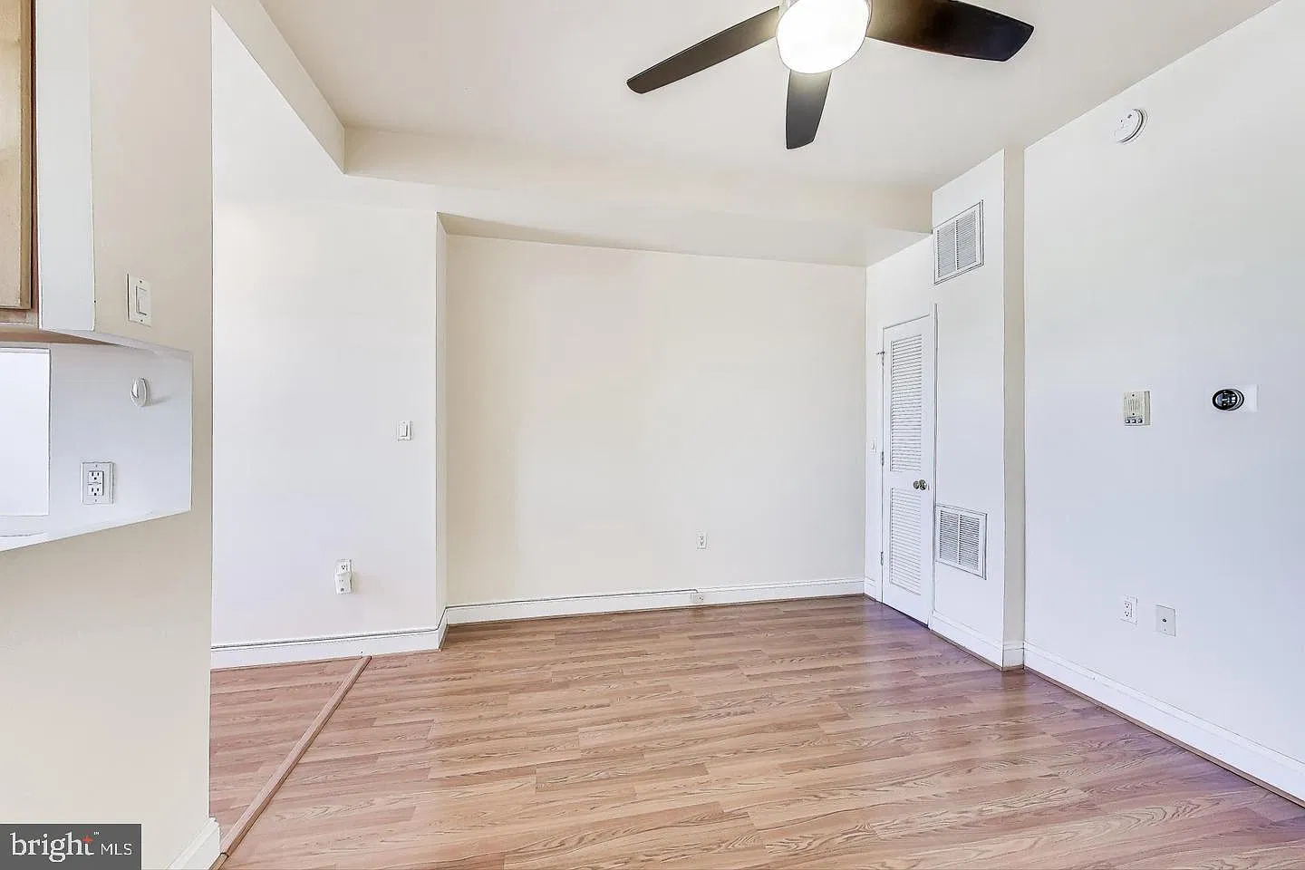 1 bed, 1.0 bath, 657 sqft, $1,800 — Photo 3