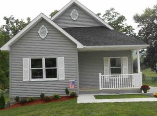 2211 Normandy St, Washington, PA 15301