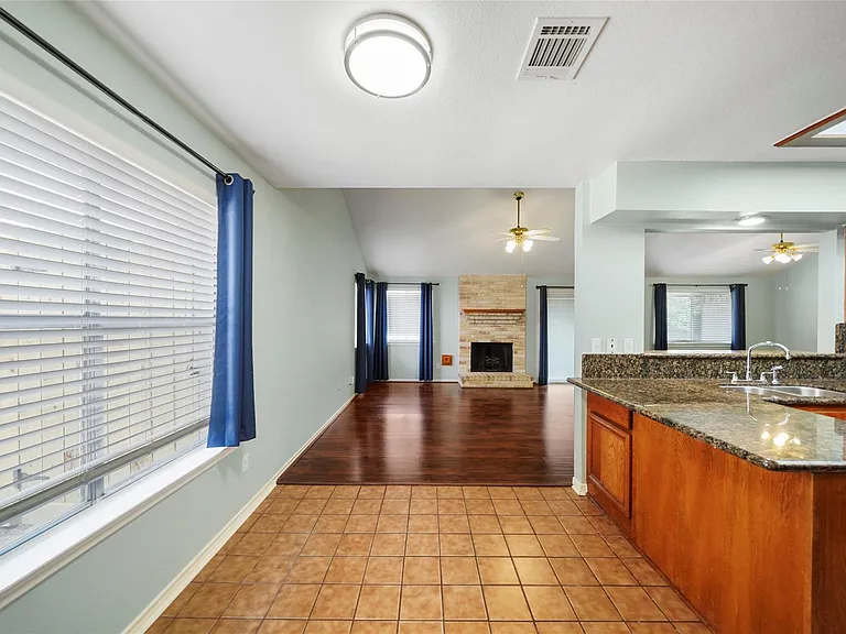 17206 Park Lodge Dr — Photo 8