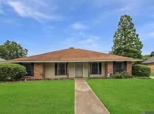 14061 Woodland Ridge Ave, Baton Rouge, LA 70816
