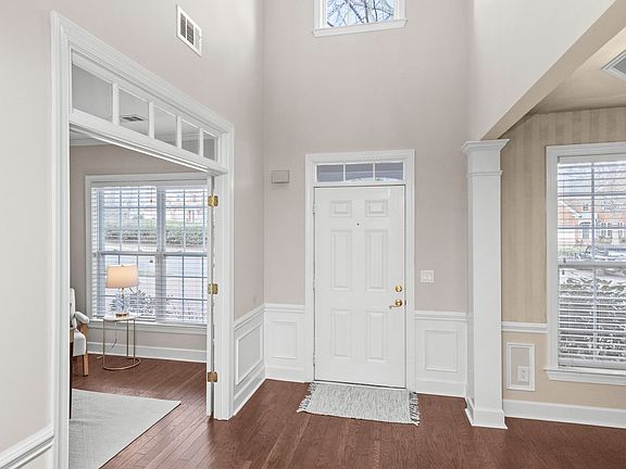4th image of 813 Hartington Ct