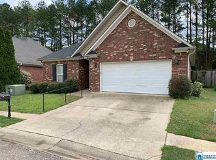 256 Paradise Lake Dr, Hoover, AL 35244