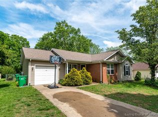 1006 Nettle Ridge Rd, Jeffersonville, IN 47130