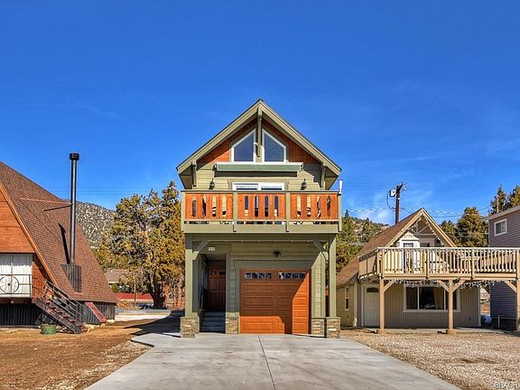2nd image of 1115 W Mountain View Blvd