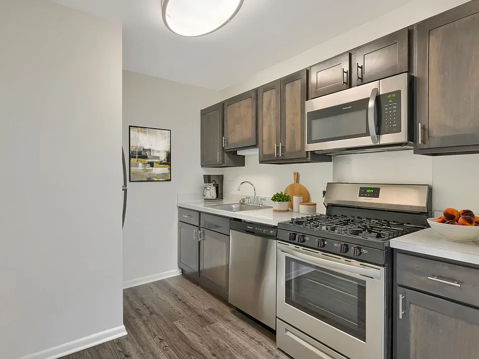 Oakview Estates
